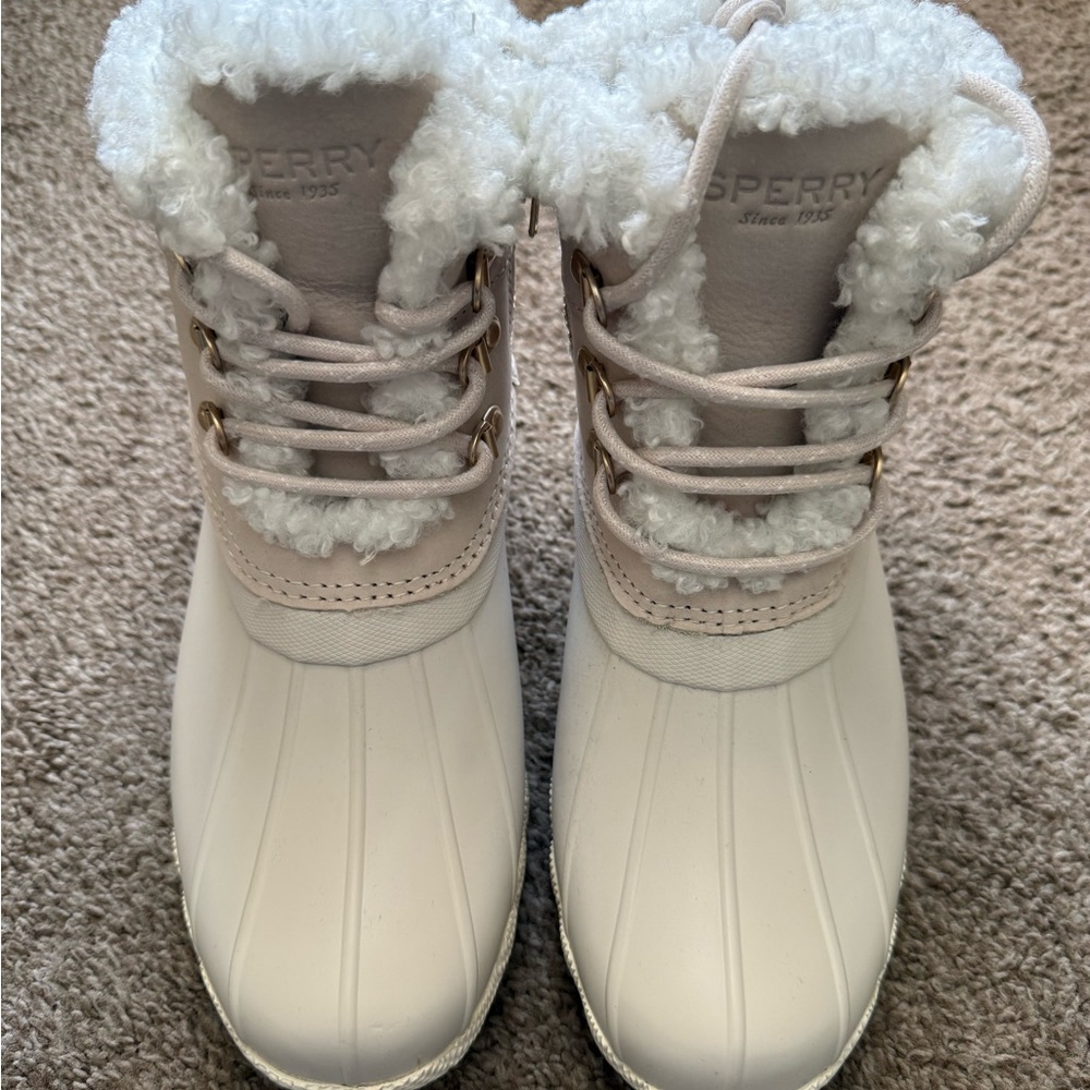 Sperry Cream Winter Boots with Faux Fur